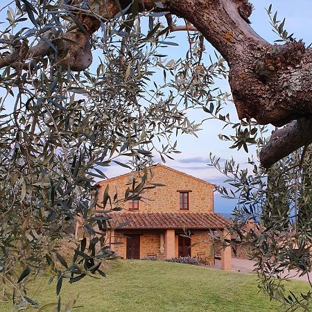 Antico Casale Tiravento Aparthotel Passignano sul Trasimeno Exterior photo