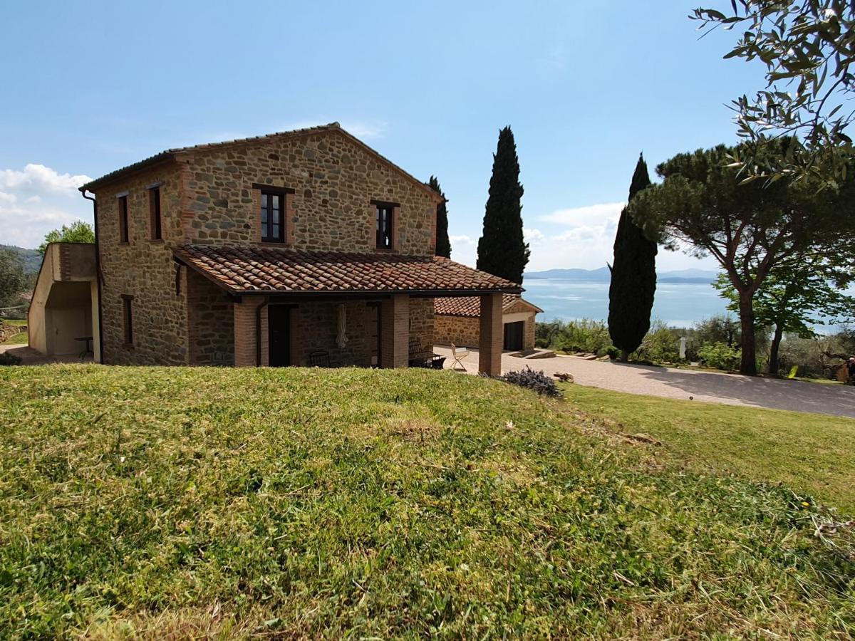 Antico Casale Tiravento Aparthotel Passignano sul Trasimeno Exterior photo