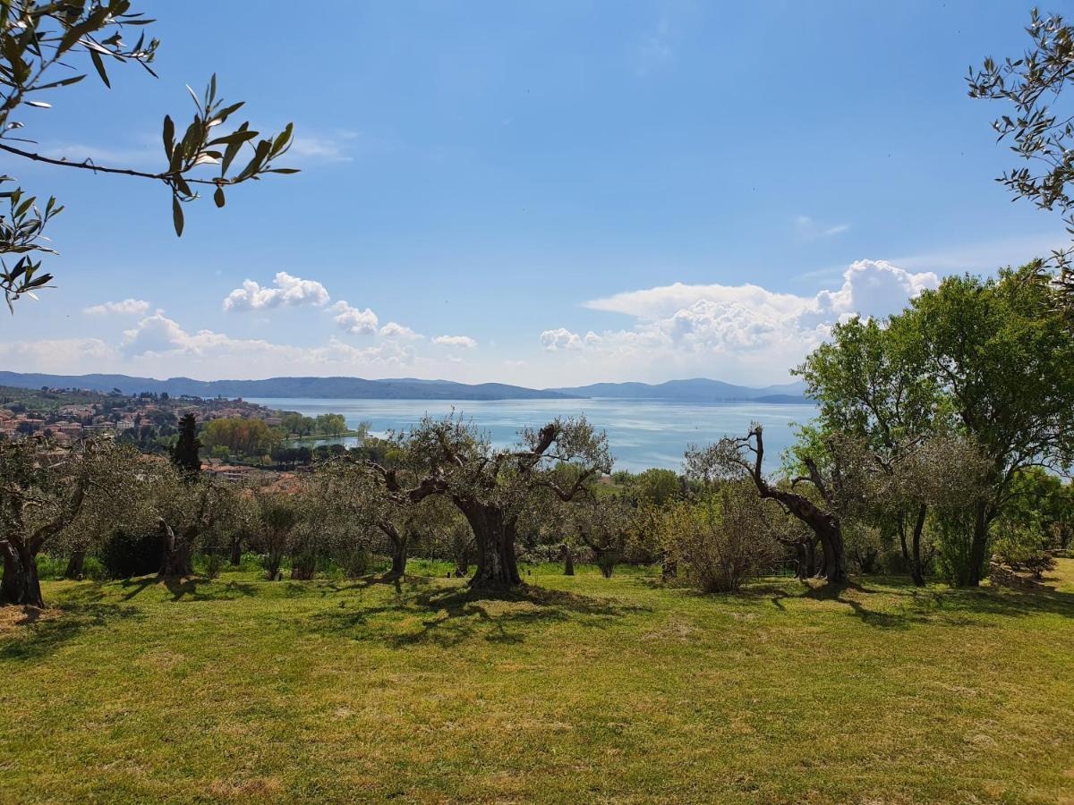 Antico Casale Tiravento Aparthotel Passignano sul Trasimeno Exterior photo