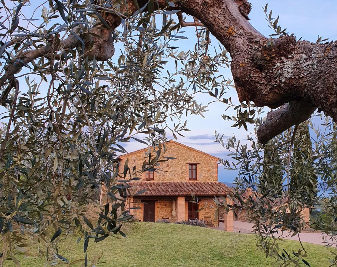 Antico Casale Tiravento Aparthotel Passignano sul Trasimeno Exterior photo