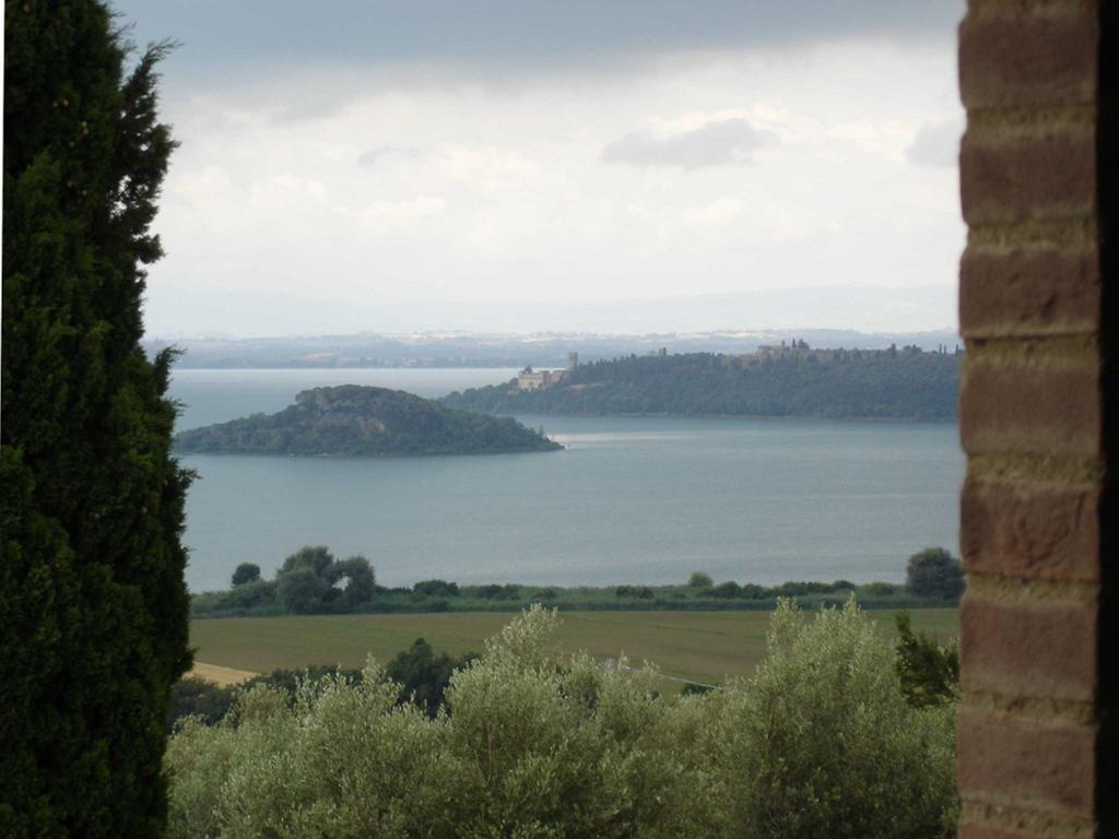 Antico Casale Tiravento Aparthotel Passignano sul Trasimeno Room photo