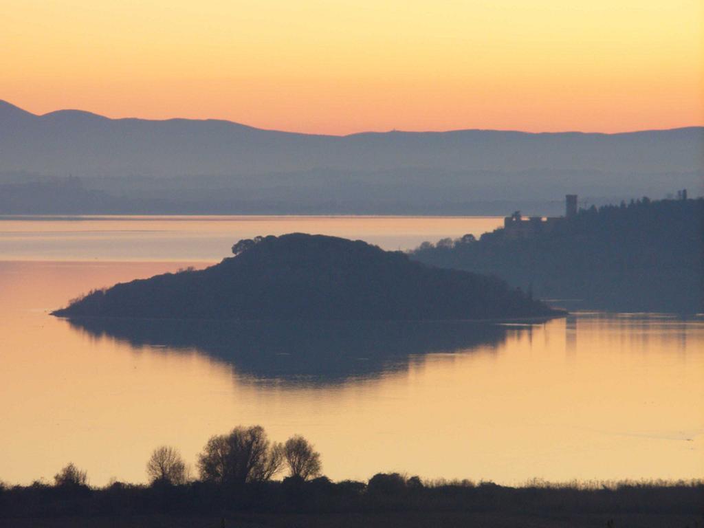 Antico Casale Tiravento Aparthotel Passignano sul Trasimeno Room photo