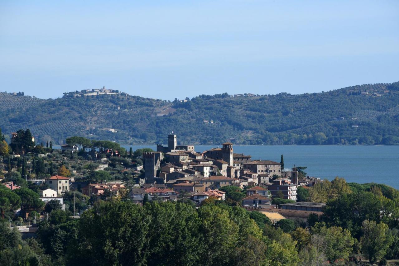 Antico Casale Tiravento Aparthotel Passignano sul Trasimeno Exterior photo